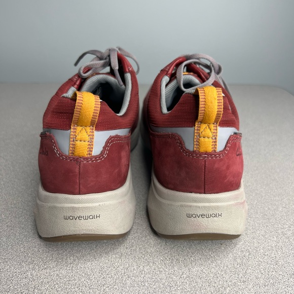 Women’s Clarks Wave 2.0 Lace Waterproof – Wine - Picture 6 of 9